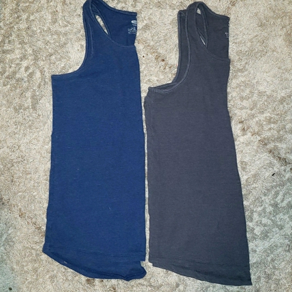Girls Old Navy Undershirt